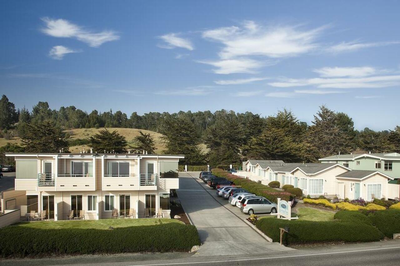 Cambria Landing Inn And Suites Εξωτερικό φωτογραφία