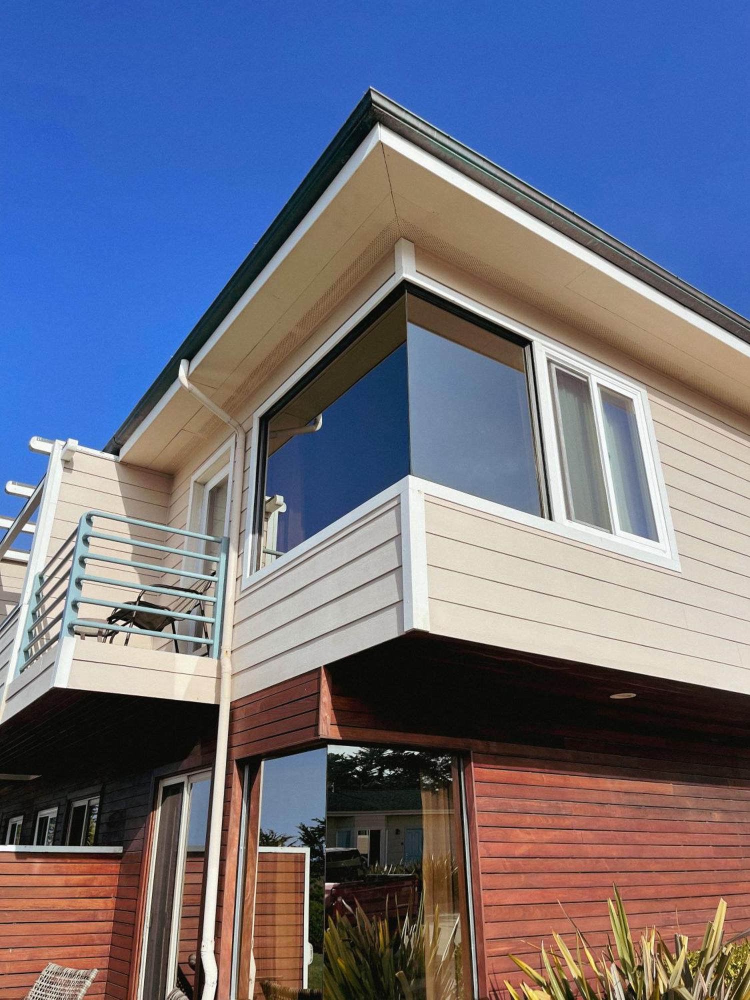 Cambria Landing Inn And Suites Εξωτερικό φωτογραφία